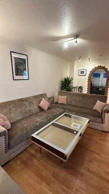 Top 3 Zimmer Appartment Bei Der Schalke Arena, Sport Und Natur Naehe Dortmund Essen Duesseldorf Oberhausen Gelsenkirchen Ngoại thất bức ảnh